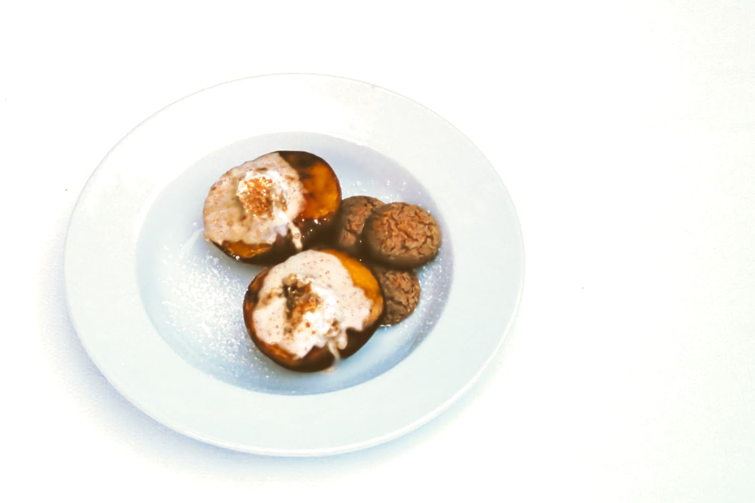 Barbecued Peaches with Amaretti Mascarpone ready to eat