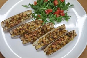 Razor Clams with a Herb and Garlic Crust