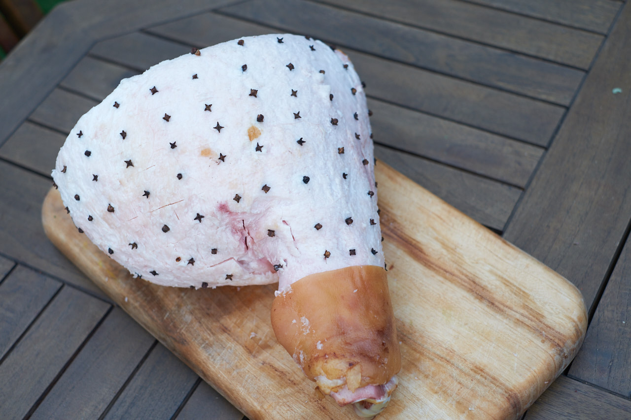 Preparing and studding the ham.